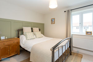 Bedroom- click for photo gallery